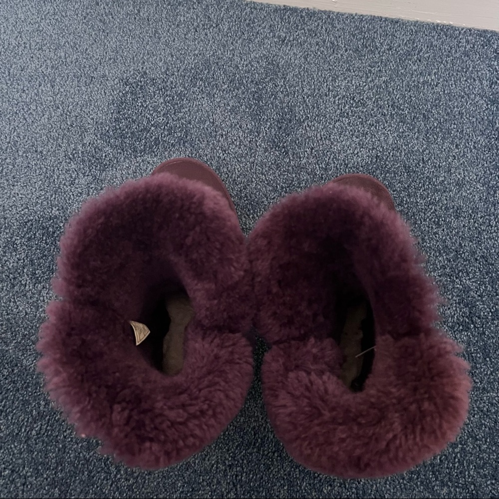 Ugg Bailey Button - image 4